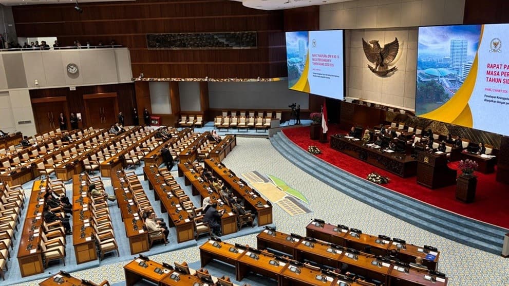 Paripurna DPR Ketok Palu Lima Anggota Dewan Komisioner OJK, Friderica Resmi Jabat Ketua Paripurna DPR Ketok Palu Lima Anggota Dewan Komisioner OJK, Friderica Resmi Jabat Ketua