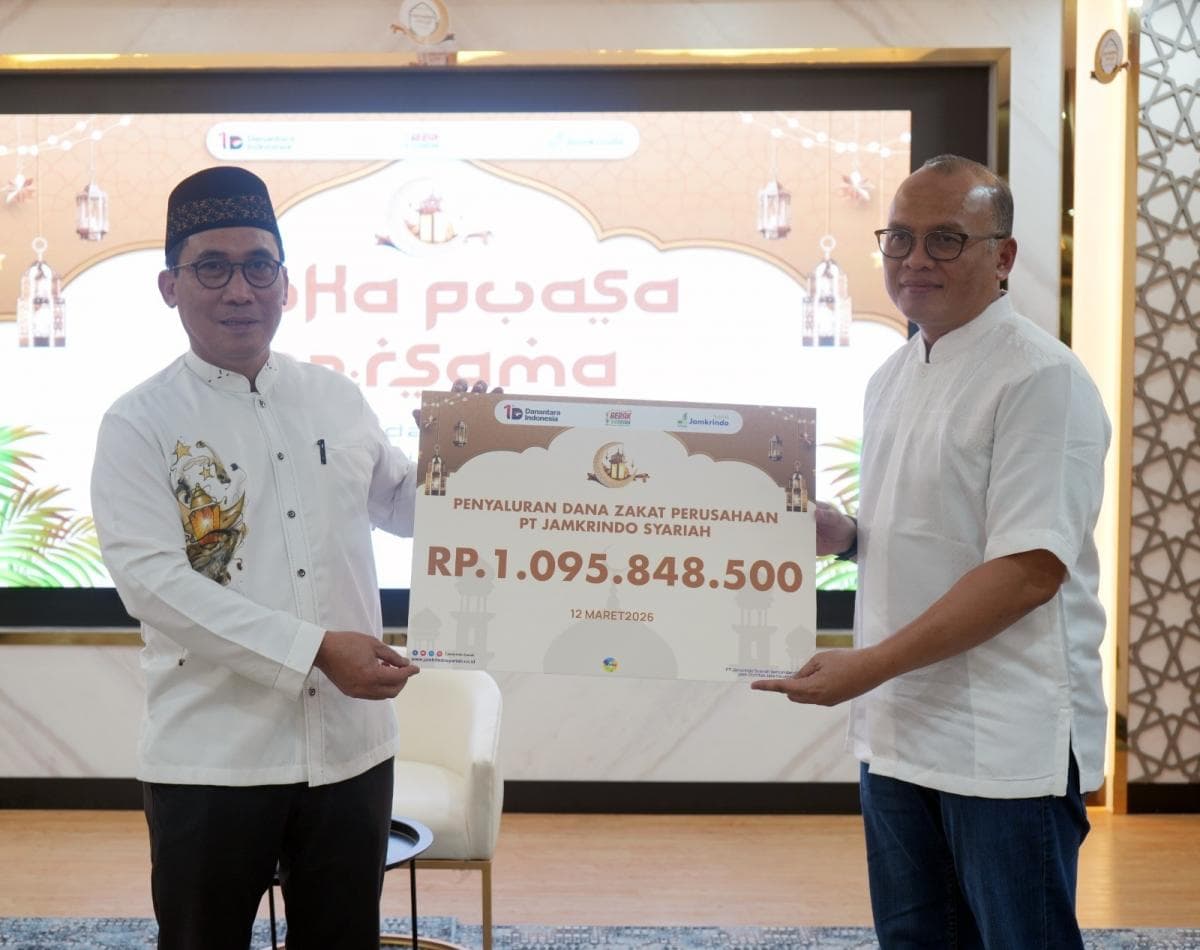 Jamkrindo Syariah Salurkan Zakat Perusahaan Rp1 Miliar Jamkrindo Syariah Salurkan Zakat Perusahaan Rp1 Miliar