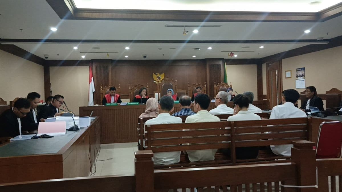 Jaksa KPK Tuntut Delapan Terdakwa Kasus Pemerasan RPTKA 4-9,5 Tahun Penjara Jaksa KPK Tuntut Delapan Terdakwa Kasus Pemerasan RPTKA 4-9,5 Tahun Penjara