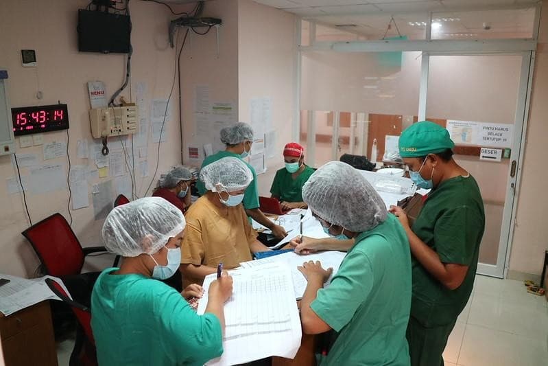 Tiga Dokter Magang Meninggal Dunia, Kemenkes Pastikan Penyebabnya Bukan Overwork Tiga Dokter Magang Meninggal Dunia, Kemenkes Pastikan Penyebabnya Bukan Overwork