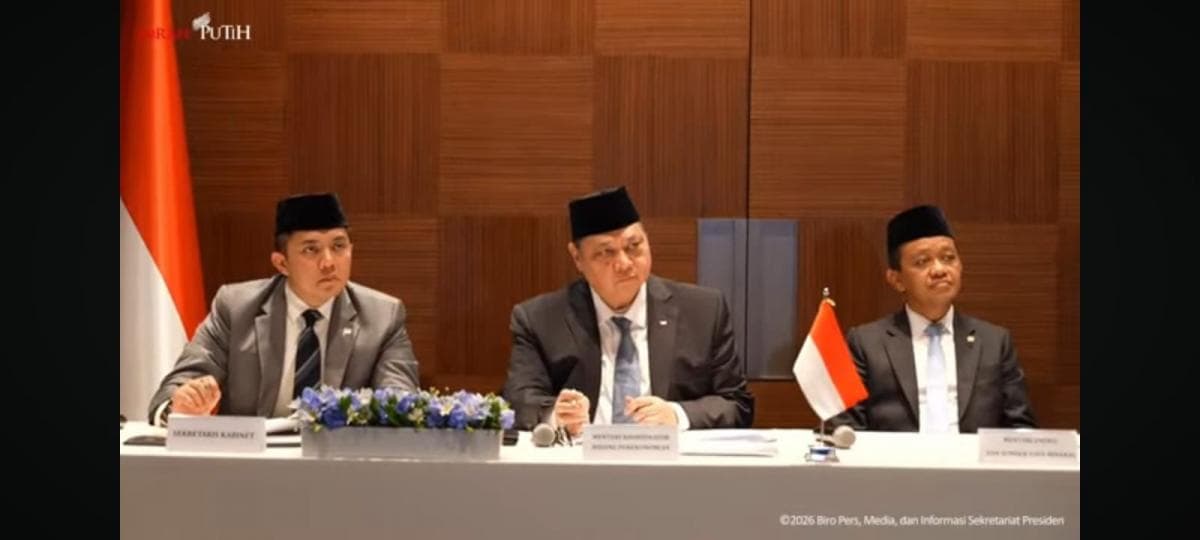 ASN WFH Tiap Jumat, Berpotensi Hemat APBN hingga Rp6,2 Triliun ASN WFH Tiap Jumat, Berpotensi Hemat APBN hingga Rp6,2 Triliun