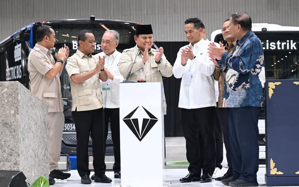 Resmikan Pabrik Perakitan Mobil Listrik, Prabowo: Tonggak Industrialisasi Hijau Nasional Resmikan Pabrik Perakitan Mobil Listrik, Prabowo: Tonggak Industrialisasi Hijau Nasional
