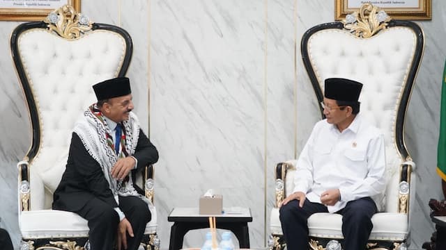 Putin Sambut Hangat Prabowo di Istana Kremlin: Terima Kasih Berkunjung ke Moskow Putin Sambut Hangat Prabowo di Istana Kremlin: Terima Kasih Berkunjung ke Moskow