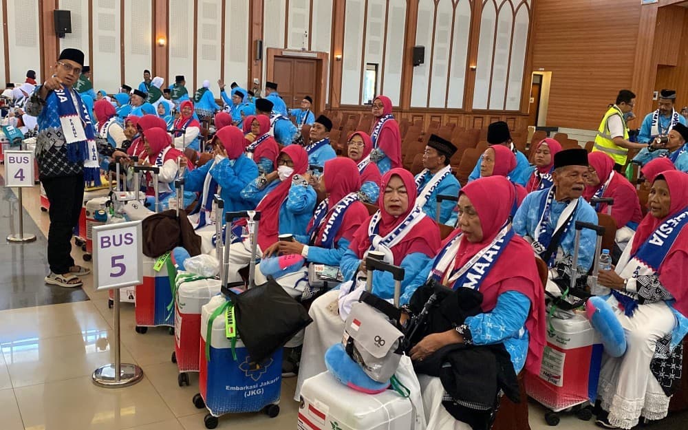 Alhamdulillah, 1.723 Jamaah dan Petugas Haji Embarkasi Jakarta Pondok Gede Tiba di Madinah Alhamdulillah, 1.723 Jamaah dan Petugas Haji Embarkasi Jakarta Pondok Gede Tiba di Madinah