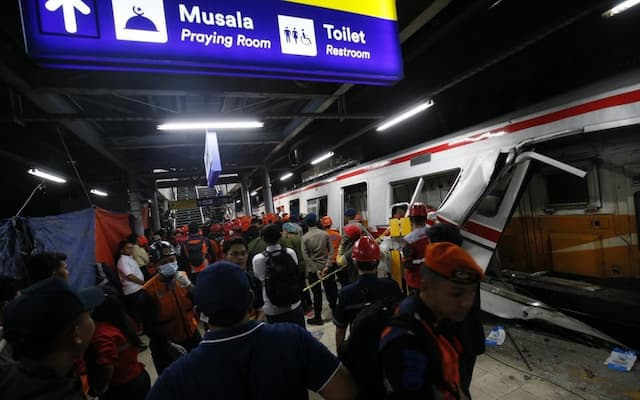 25 Perjalanan Kereta Api Jarak Jauh Dibatalkan Imbas KA Argo Bromo Tabrak KRL, Ini Rinciannya 25 Perjalanan Kereta Api Jarak Jauh Dibatalkan Imbas KA Argo Bromo Tabrak KRL, Ini Rinciannya