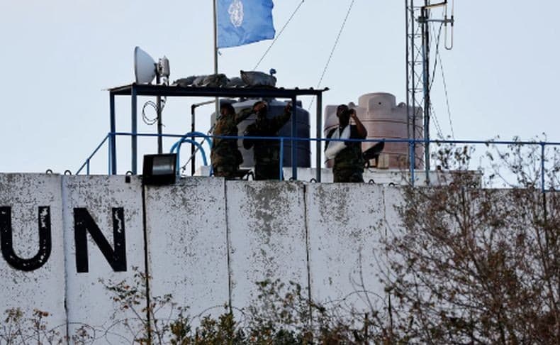 Breaking News: 1 Prajurit TNI Gugur usai Serangan Israel ke Markas UNIFIL Breaking News: 1 Prajurit TNI Gugur usai Serangan Israel ke Markas UNIFIL