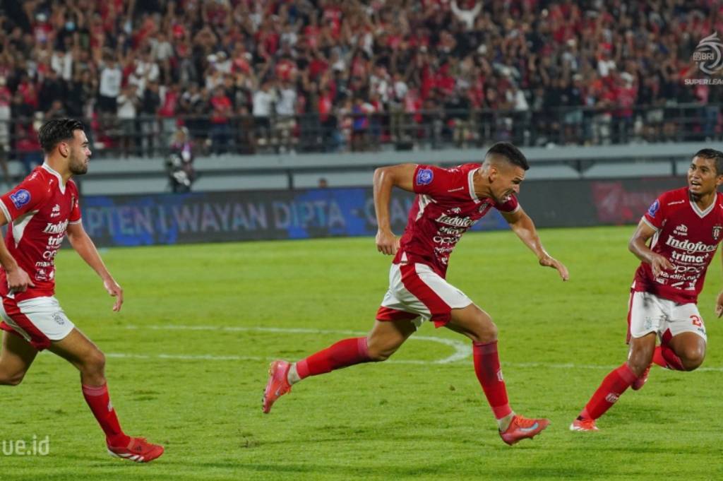 Hasil Super League: Bali United Bantai PSBS Biak 3-0, Receveur Buka Kran Gol Hasil Super League: Bali United Bantai PSBS Biak 3-0, Receveur Buka Kran Gol