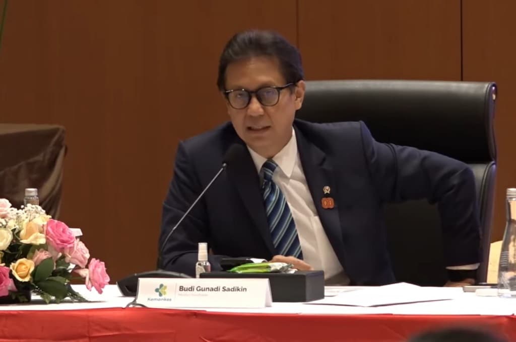 Menkes Bakal Beri Vaksin HPV Gratis ke Anak Laki-Laki Usia 11 Tahun Mulai 2027 Menkes Bakal Beri Vaksin HPV Gratis ke Anak Laki-Laki Usia 11 Tahun Mulai 2027