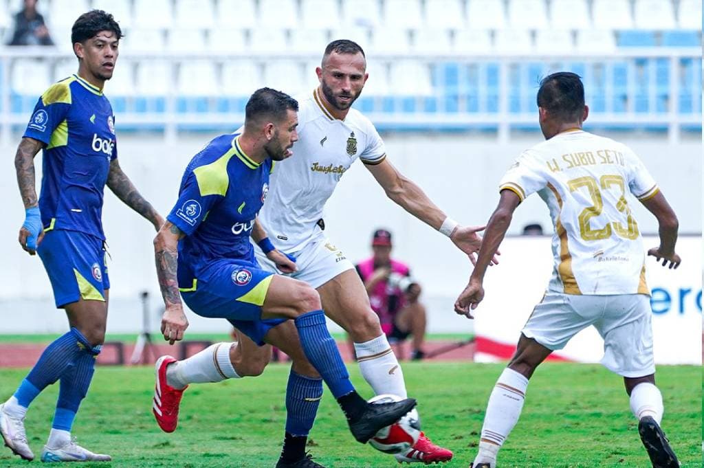 Hasil Bhayangkara FC vs Arema FC di Super League: Singo Edan Kalah Dramatis 2-1 Hasil Bhayangkara FC vs Arema FC di Super League: Singo Edan Kalah Dramatis 2-1