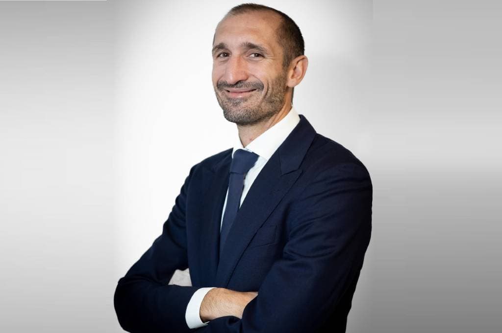 Konfrontasi Dramatis di Juventus: Chiellini dan Comolli Terancam Sanksi Berat Konfrontasi Dramatis di Juventus: Chiellini dan Comolli Terancam Sanksi Berat
