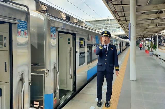 Arus Balik Lebaran, 51.015 Penumpang Kereta Api Tiba di Jakarta Hari Ini Arus Balik Lebaran, 51.015 Penumpang Kereta Api Tiba di Jakarta Hari Ini