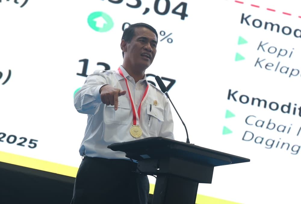 Mentan Perketat Program Pembibitan 1 Juta Ha: Kalau Ada Penyimpangan, Saya Pecat! Mentan Perketat Program Pembibitan 1 Juta Ha: Kalau Ada Penyimpangan, Saya Pecat!