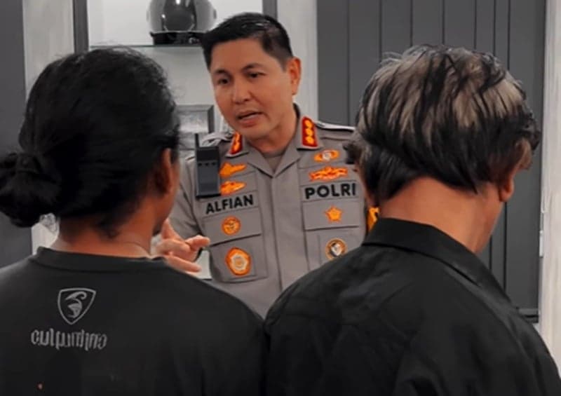 2 Preman di BKT Jaktim Palak PKL Rp250.000, Modus Uang Kebersihan 2 Preman di BKT Jaktim Palak PKL Rp250.000, Modus Uang Kebersihan