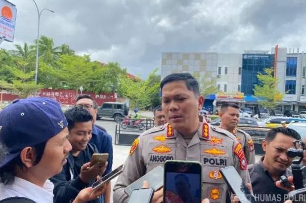 Kebakaran Kapal Tanker MT Federal II Tewaskan 14 Pekerja, 7 Orang Ditetapkan Tersangka Kebakaran Kapal Tanker MT Federal II Tewaskan 14 Pekerja, 7 Orang Ditetapkan Tersangka