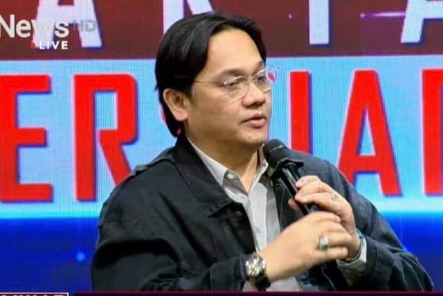 Farhat Abbas Ungkap Eggi Sudjana Ingin Berdamai soal Kasus Fitnah Ijazah Jokowi Farhat Abbas Ungkap Eggi Sudjana Ingin Berdamai soal Kasus Fitnah Ijazah Jokowi