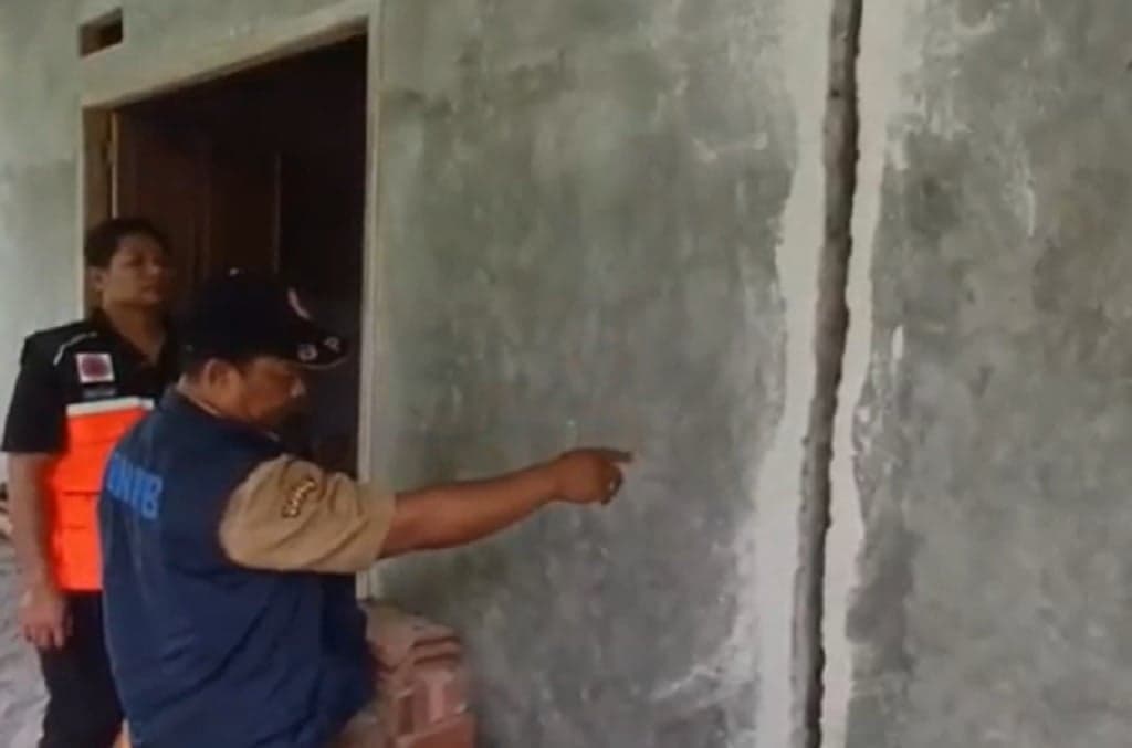 Badan Geologi Ungkap Penyebab Tanah Bergerak di Sragen Badan Geologi Ungkap Penyebab Tanah Bergerak di Sragen