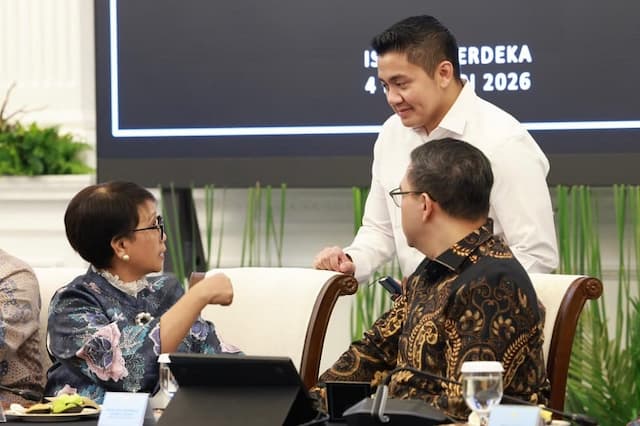 Seskab Teddy Sebut Iuran Board of Peace Tak Wajib: Indonesia Belum Bayar Seskab Teddy Sebut Iuran Board of Peace Tak Wajib: Indonesia Belum Bayar