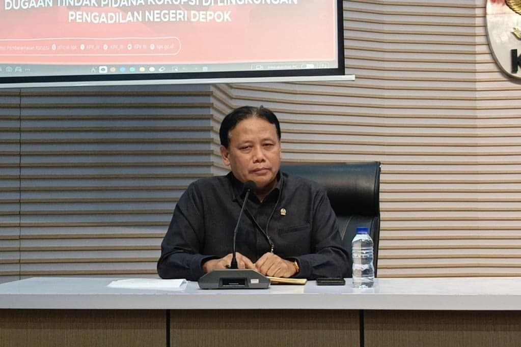 KY Sesalkan Ketua-Wakil Ketua PN Depok Kena OTT KPK: Negara Sudah Beri Kesejahteraan KY Sesalkan Ketua-Wakil Ketua PN Depok Kena OTT KPK: Negara Sudah Beri Kesejahteraan