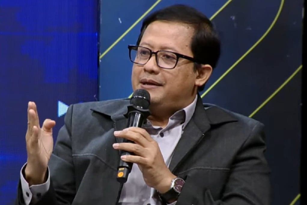 Ubedilah Badrun Dukung Prabowo Berantas Oligarki Perusak Alam: Dampaknya Luar Biasa Ubedilah Badrun Dukung Prabowo Berantas Oligarki Perusak Alam: Dampaknya Luar Biasa