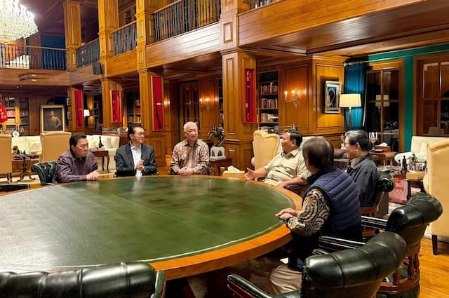 Prabowo Bertemu Pengusaha Prajogo Pangestu hingga Anthony Salim, Dorong Indonesia Incorporated Prabowo Bertemu Pengusaha Prajogo Pangestu hingga Anthony Salim, Dorong Indonesia Incorporated