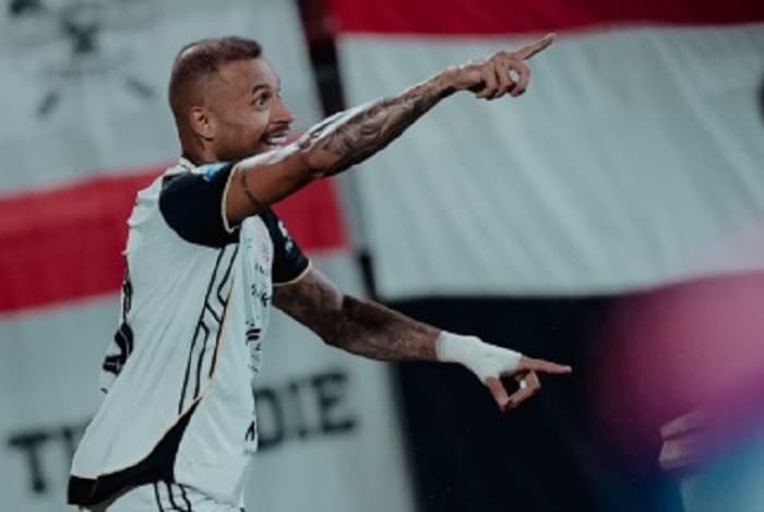 Gustavo Almeida Jadi Penentu! Persija Jakarta Bungkam Bali United Gustavo Almeida Jadi Penentu! Persija Jakarta Bungkam Bali United