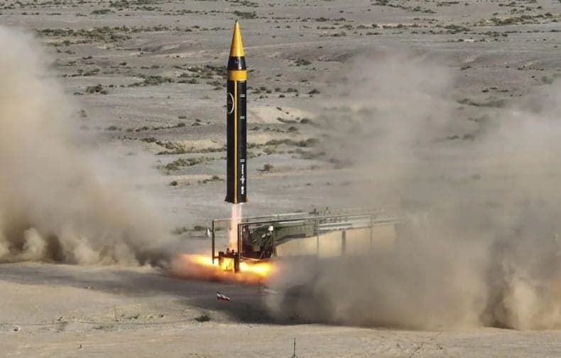 Mengenal Rudal Khorramshahr-4 Iran yang Siap Digunakan Perang Lawan AS Mengenal Rudal Khorramshahr-4 Iran yang Siap Digunakan Perang Lawan AS