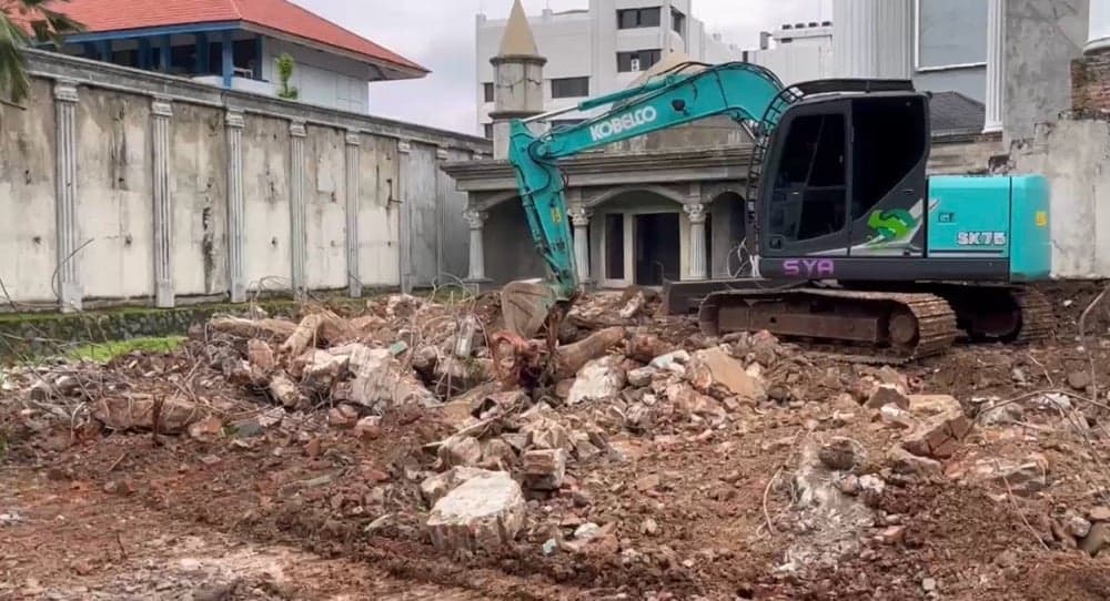 Polisi Mediasi Kasus Tembok Roboh di SMPN 182 Jakarta, Diselesaikan Kekeluargaan Polisi Mediasi Kasus Tembok Roboh di SMPN 182 Jakarta, Diselesaikan Kekeluargaan