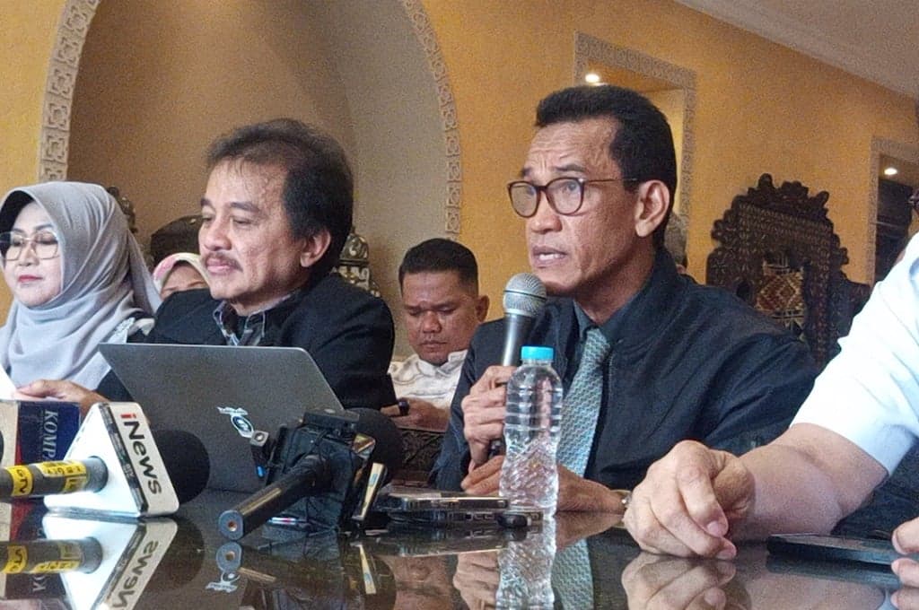 Eggi Sudjana-Damai Dapat SP3, Refly Harun: Kasus Roy Suryo cs Harusnya Gugur! Eggi Sudjana-Damai Dapat SP3, Refly Harun: Kasus Roy Suryo cs Harusnya Gugur!