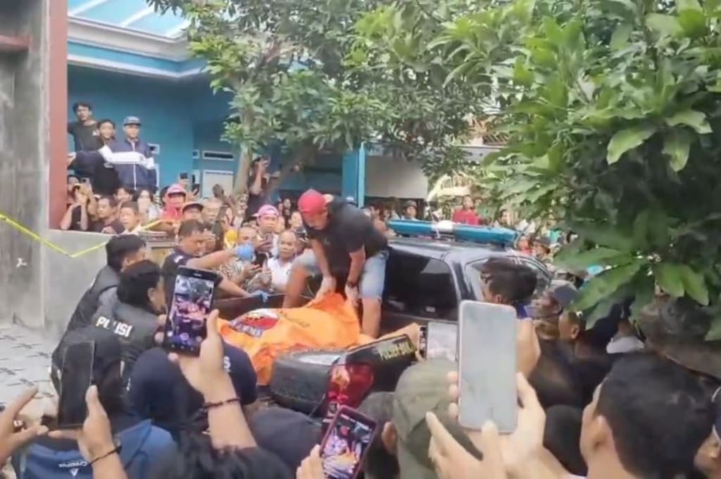 Brebes Geger! Mayat dalam Koper Ditemukan di Rumah Warga Brebes Geger! Mayat dalam Koper Ditemukan di Rumah Warga