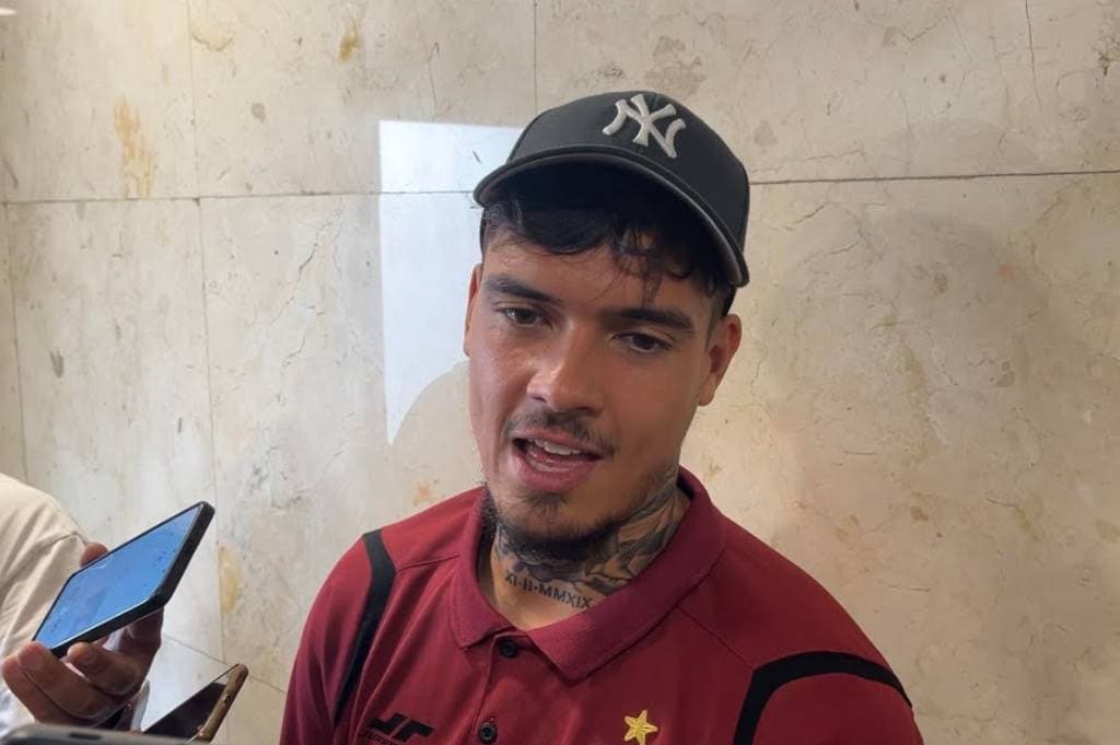 Shayne Pattynama Akui Kalah Saing dari Dony Tri di Persija, Responsnya Justru Bikin Salut Shayne Pattynama Akui Kalah Saing dari Dony Tri di Persija, Responsnya Justru Bikin Salut