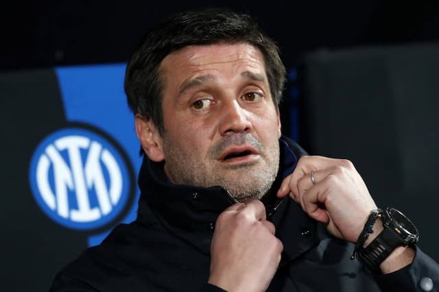 Inter Milan Terbang ke Inggris! Bidik Kiper Tangguh Peraih Trofi Liga Europa Inter Milan Terbang ke Inggris! Bidik Kiper Tangguh Peraih Trofi Liga Europa