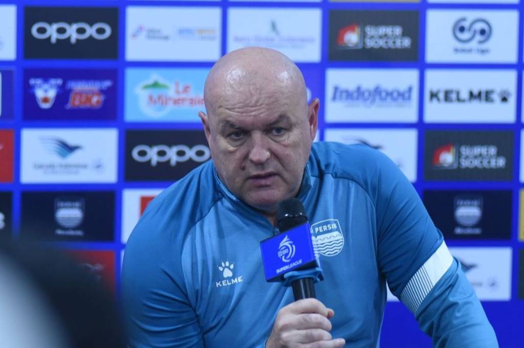 Bojan Hodak Blak-blakan Usai Persib Tekuk Persik 3-0, Ini Faktor Penentu Kemenangan Bojan Hodak Blak-blakan Usai Persib Tekuk Persik 3-0, Ini Faktor Penentu Kemenangan