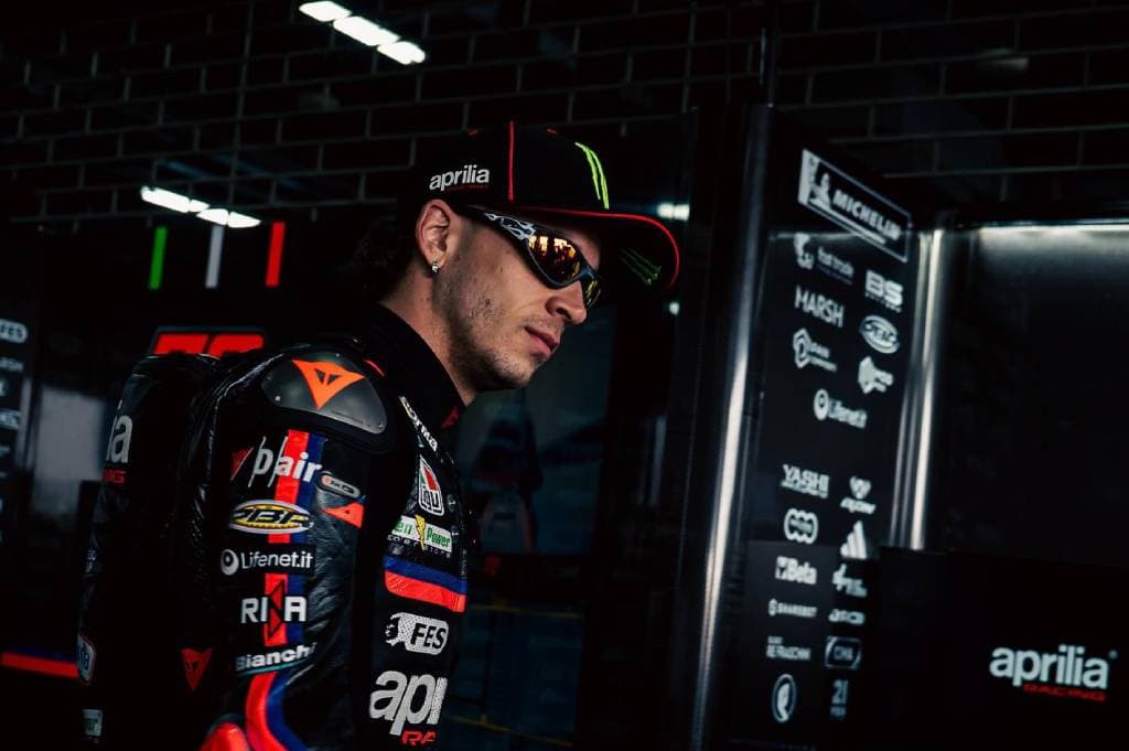 Valentino Rossi Ragukan Marco Bezzecchi Kalahkan Marc Marquez di MotoGP 2026 Valentino Rossi Ragukan Marco Bezzecchi Kalahkan Marc Marquez di MotoGP 2026