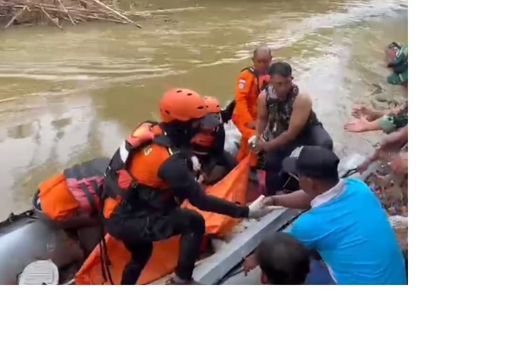 Kabur saat Digerebek Polisi, Lansia Penjudi Sabung Ayam di Lampung Tewas Tenggelam Kabur saat Digerebek Polisi, Lansia Penjudi Sabung Ayam di Lampung Tewas Tenggelam