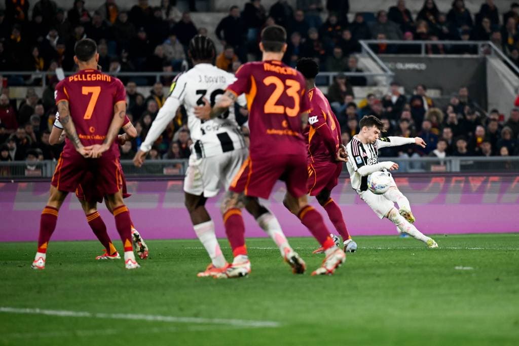 Hasil AS Roma vs Juventus: Sempat Tertinggal, Nyonya Tua Selamat dari Kekalahan Hasil AS Roma vs Juventus: Sempat Tertinggal, Nyonya Tua Selamat dari Kekalahan