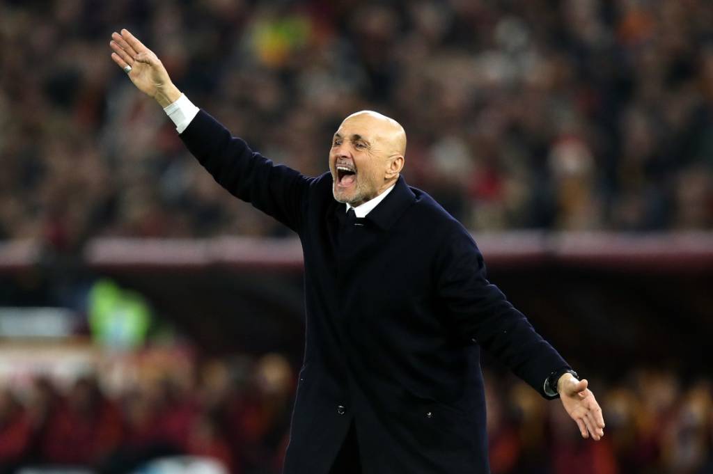 Luciano Spalletti Bocorkan Negosiasi Kontrak Baru di Juventus, Sampai Tinggal Satu Gedung dengan Direktur Klub Luciano Spalletti Bocorkan Negosiasi Kontrak Baru di Juventus, Sampai Tinggal Satu Gedung dengan Direktur Klub