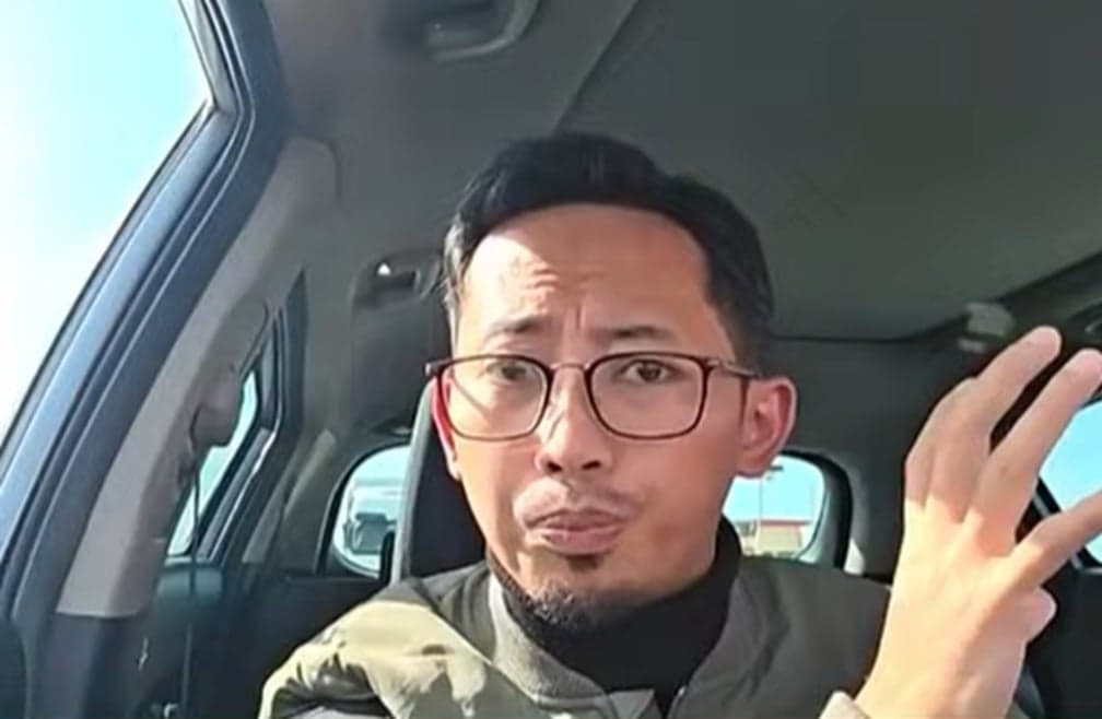 Terjebak di Mesir, Aktivis Pro Palestina Ungkap Harga Tiket di Timur Tengah Tembus Rp40 Juta Terjebak di Mesir, Aktivis Pro Palestina Ungkap Harga Tiket di Timur Tengah Tembus Rp40 Juta