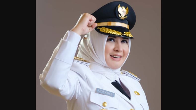 Profil Bupati Pekalongan Fadia Arafiq yang Terjaring OTT KPK Profil Bupati Pekalongan Fadia Arafiq yang Terjaring OTT KPK