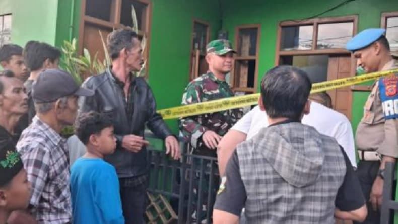 Terungkap! Bocah SD Tewas di Cipatat KBB Ternyata Dibunuh Kakak Tiri demi HP Terungkap! Bocah SD Tewas di Cipatat KBB Ternyata Dibunuh Kakak Tiri demi HP