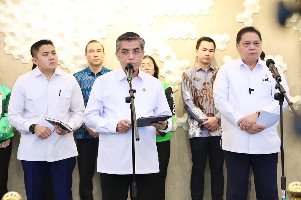 BHR Ojol dan Kurir Online, Menaker Ingatkan Aplikator Transparan BHR Ojol dan Kurir Online, Menaker Ingatkan Aplikator Transparan