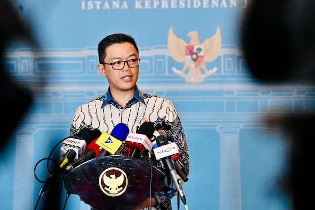 15 WNI Ingin Keluar dari Iran, Menlu Perintahkan KBRI Segera Evakuasi 15 WNI Ingin Keluar dari Iran, Menlu Perintahkan KBRI Segera Evakuasi