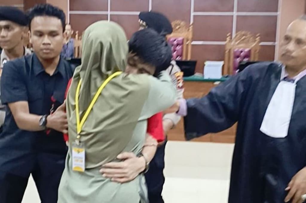ABK Fandi Lolos Hukuman Mati Kasus Sabu 2 Ton, Komisi III DPR: Kami Benar-Benar Lega ABK Fandi Lolos Hukuman Mati Kasus Sabu 2 Ton, Komisi III DPR: Kami Benar-Benar Lega