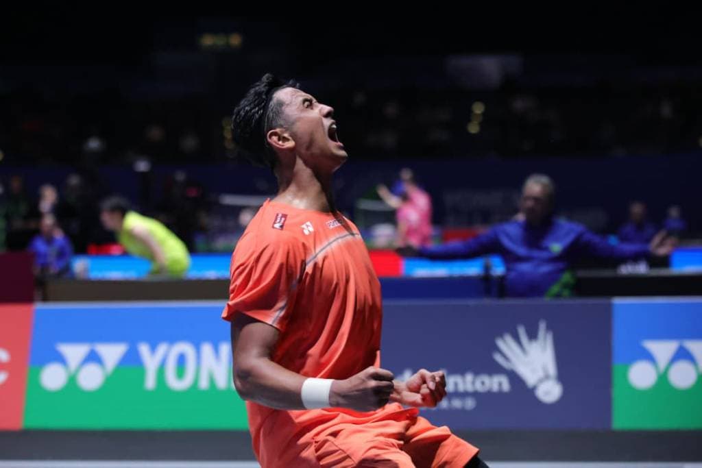Rahasia Alwi Farhan Bungkam Chou Tien Chen di All England 2026: Jangan Bangunkan Singa! Rahasia Alwi Farhan Bungkam Chou Tien Chen di All England 2026: Jangan Bangunkan Singa!