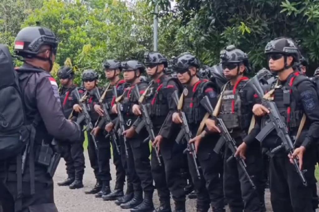 Brimob Dikerahkan ke Flores Timur, Amankan Bentrok Warga Dipicu Sengketa Tanah Ulayat Brimob Dikerahkan ke Flores Timur, Amankan Bentrok Warga Dipicu Sengketa Tanah Ulayat