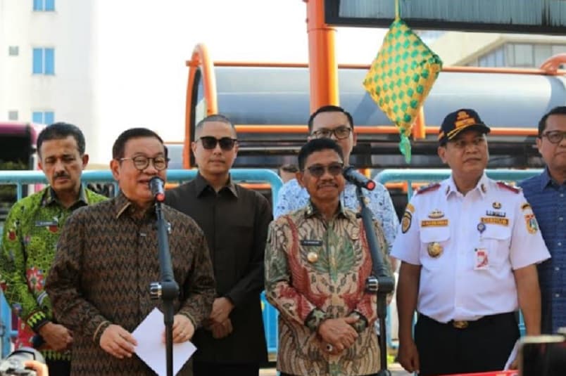 Tarif Transjabodetabek Blok M-Bandara Soetta Naik usai 3 Bulan, Berkisar Rp10.000-Rp15.000 Tarif Transjabodetabek Blok M-Bandara Soetta Naik usai 3 Bulan, Berkisar Rp10.000-Rp15.000