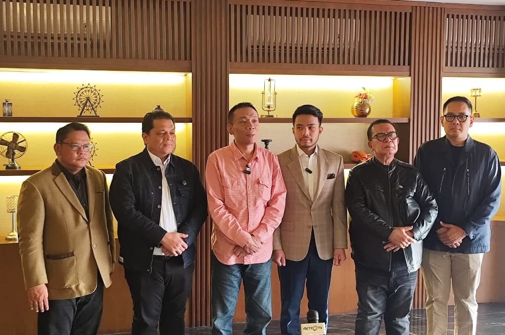 Kuasa Hukum Jokowi: Permintaan Maaf Rismon Sianipar Bukti Ijazah Jokowi Asli Kuasa Hukum Jokowi: Permintaan Maaf Rismon Sianipar Bukti Ijazah Jokowi Asli