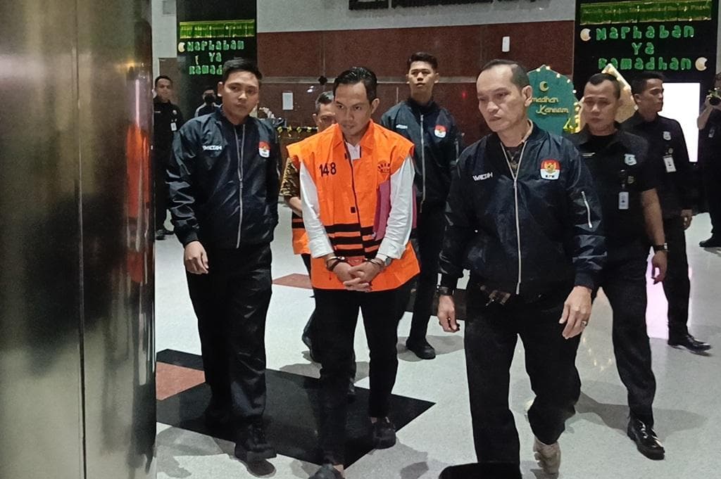 KPK: Kepala Dinas Takut Dirotasi jika Tak Setor Uang THR ke Bupati Cilacap KPK: Kepala Dinas Takut Dirotasi jika Tak Setor Uang THR ke Bupati Cilacap