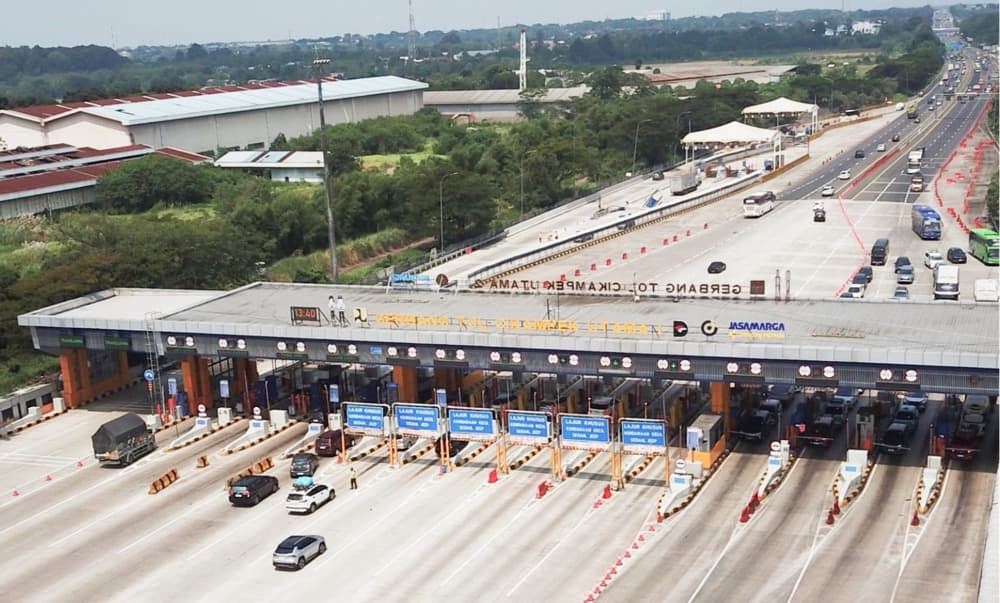 Arus Mudik Mulai Terlihat, 812 Ribu Kendaraan Tinggalkan Jabotabek Arus Mudik Mulai Terlihat, 812 Ribu Kendaraan Tinggalkan Jabotabek