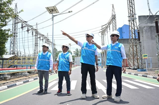 Dirut PLN Pastikan Sistem Kelistrikan Nasional Andal Jelang Idulfitri 1447 H Dirut PLN Pastikan Sistem Kelistrikan Nasional Andal Jelang Idulfitri 1447 H