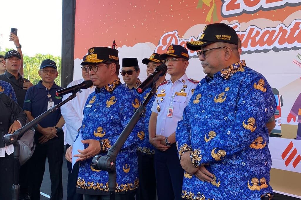 Pramono Anung Lepas 34.000 Peserta Mudik Gratis Pemprov Jakarta ke 20 Kota Pramono Anung Lepas 34.000 Peserta Mudik Gratis Pemprov Jakarta ke 20 Kota